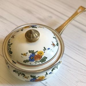 Vintage Pot w/ Brass Handle